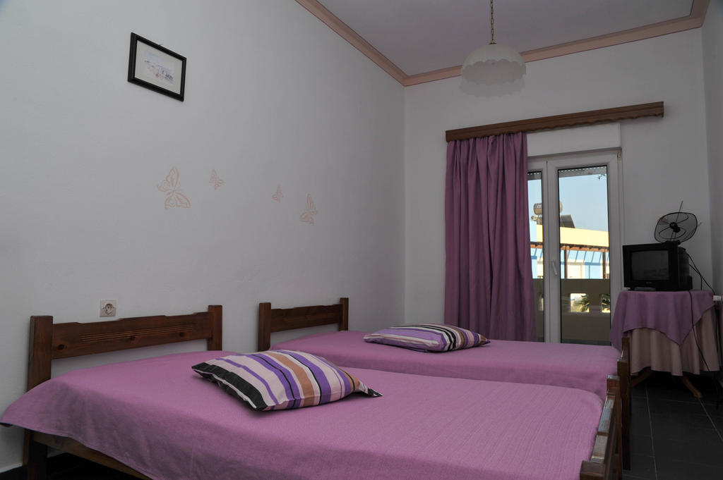 Efstathia Hotel Xirokambos  Номер фото
