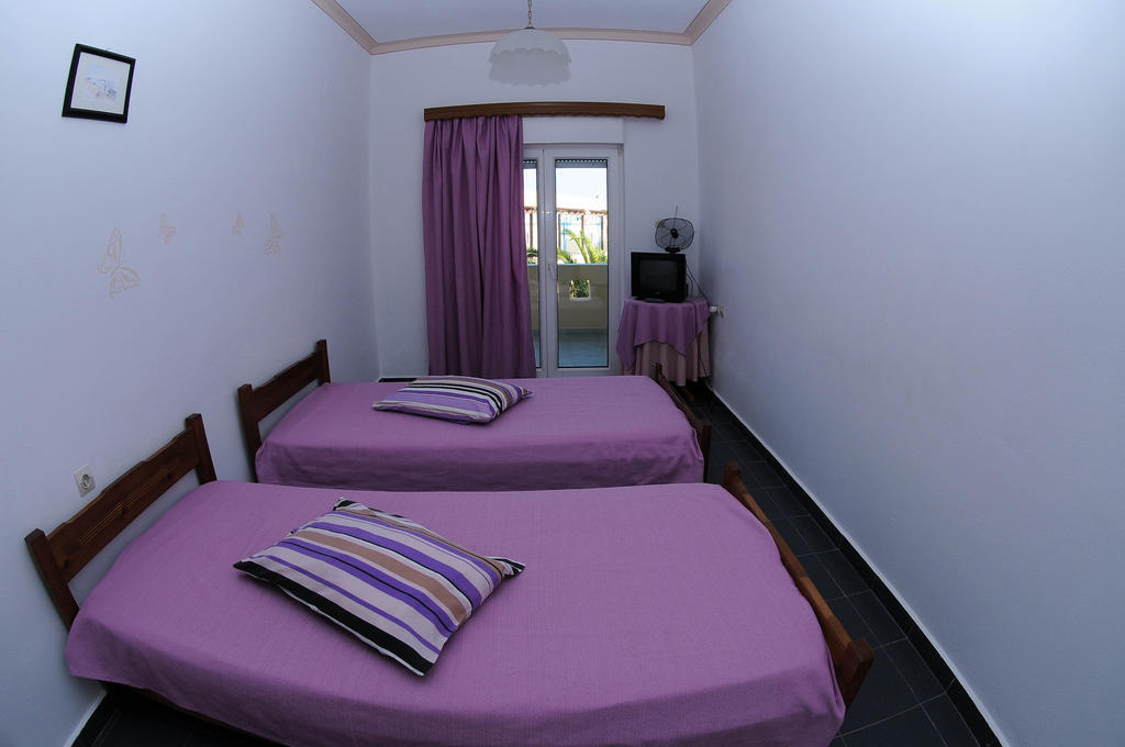 Efstathia Hotel Xirokambos  Экстерьер фото