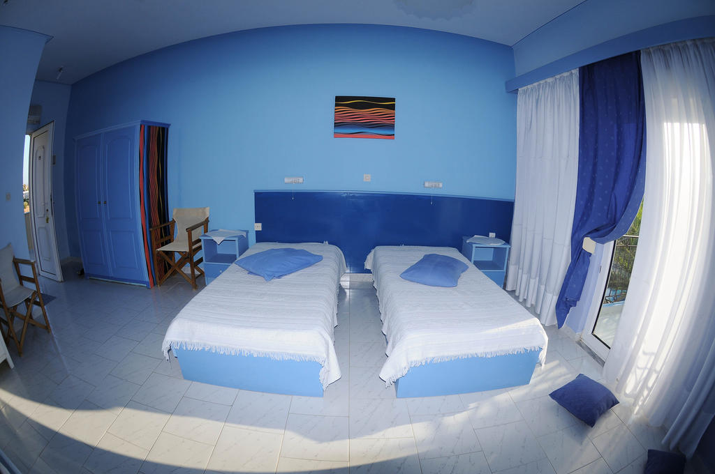Efstathia Hotel Xirokambos  Экстерьер фото